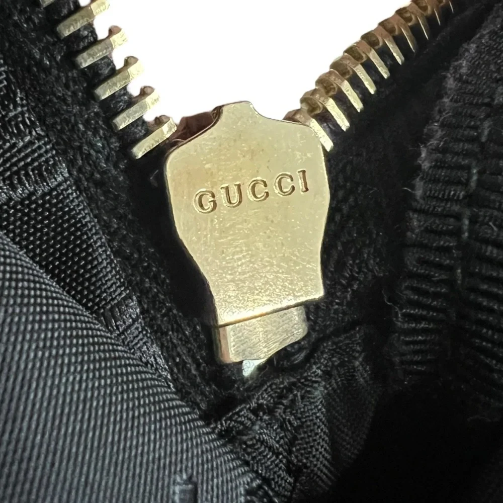 Gucci Monogram Leather Crossbody Belt Bag - Picture 8 of 9
